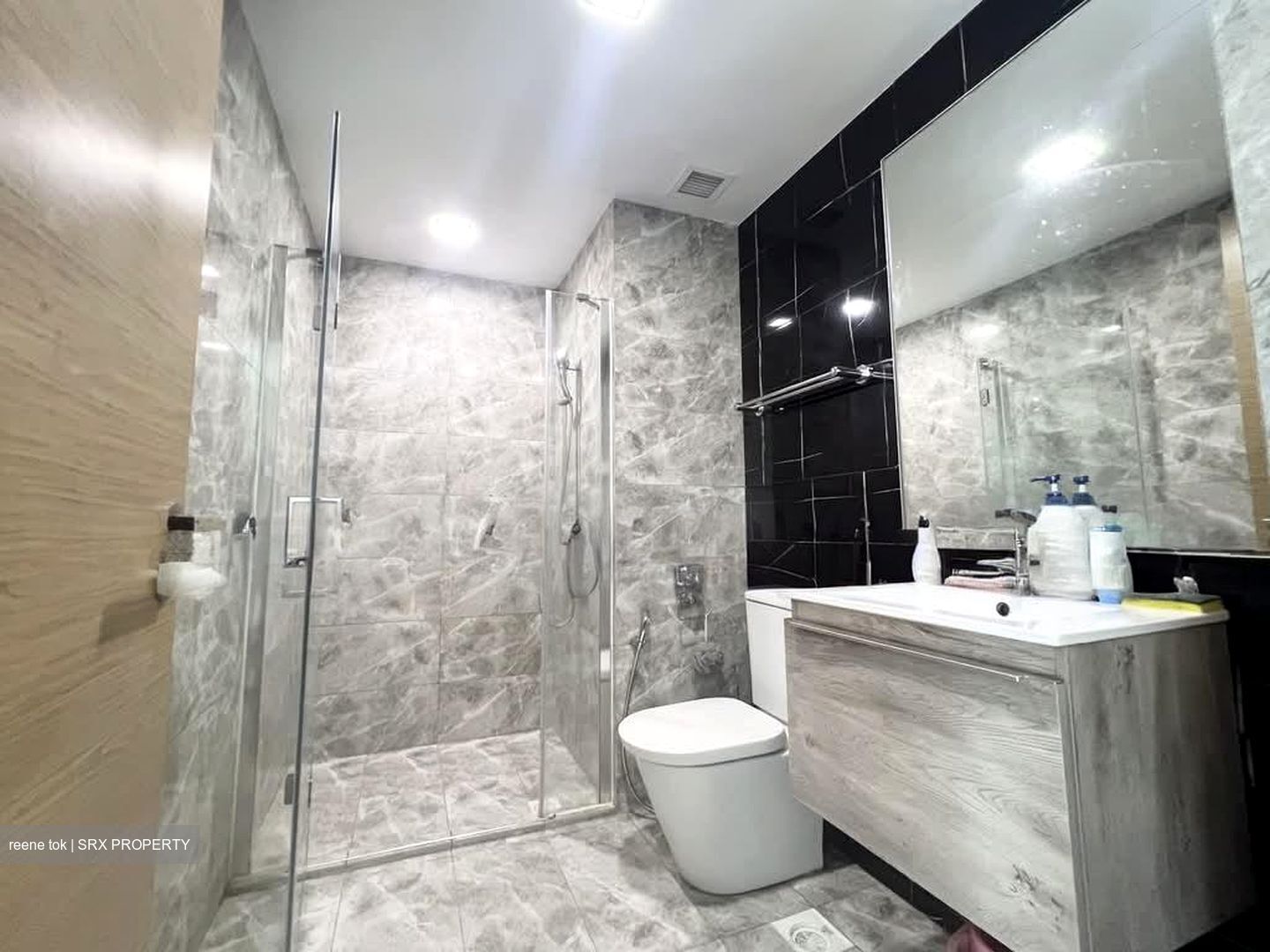 The Santorini (D18), Condominium #566491151